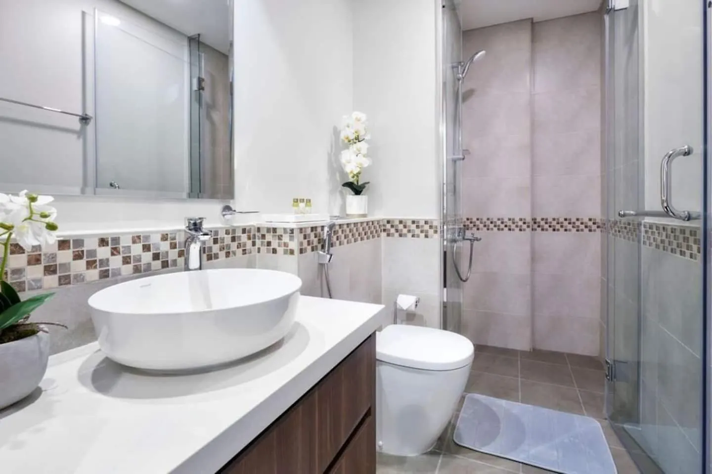 Apartment Canal View 1Br Flat 5 Min Walk To Dubai Mall United Arab Emirates
