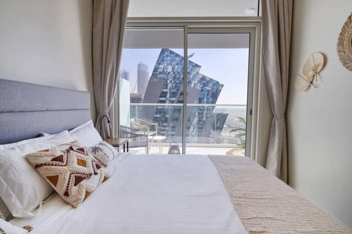 Apartment Canal View 1Br Flat 5 Min Walk To Dubai Mall United Arab Emirates