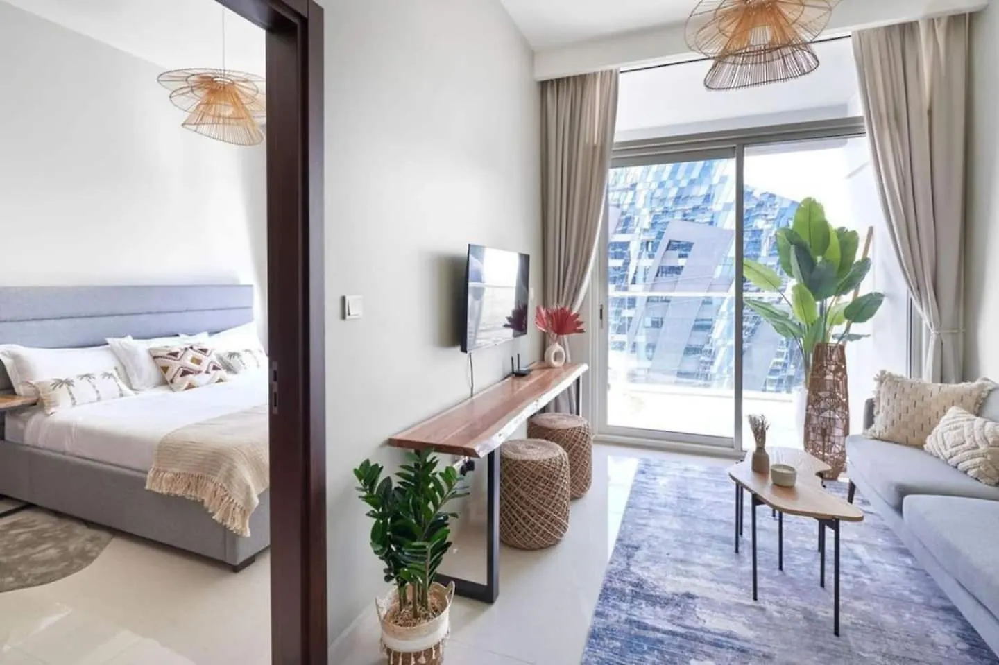 Canal View 1Br Flat 5 Min Walk To Dubai Mall location
